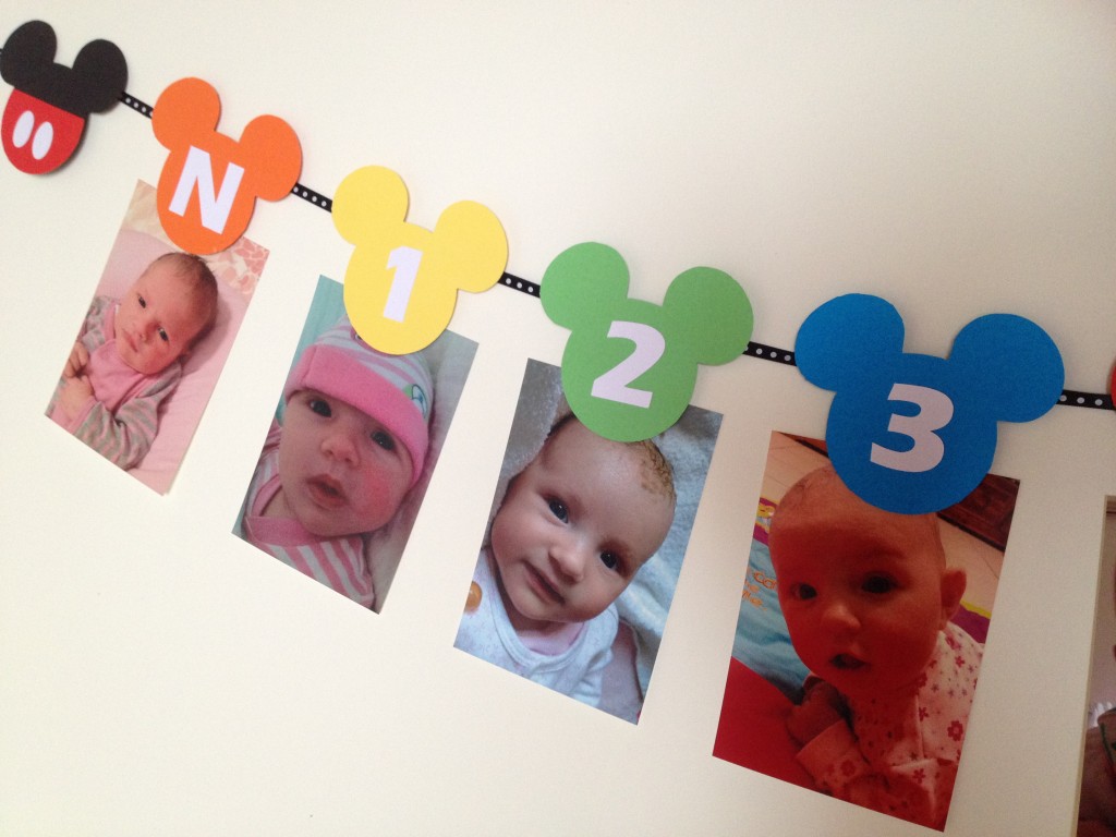 How to make a Mickey Mouse first year photo banner newborn to 12 months