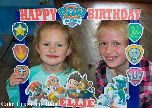 How to make Paw Patrol photos frame prop
